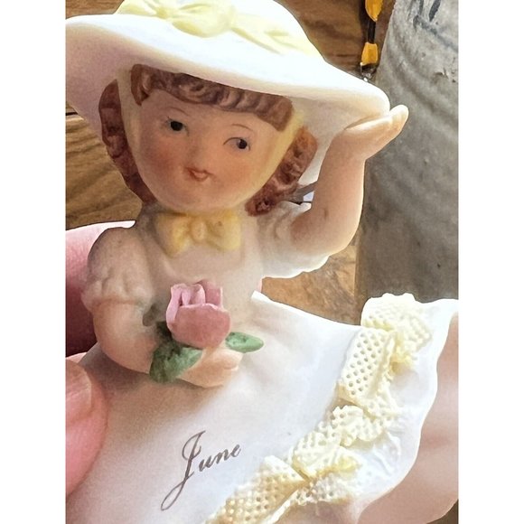 Kelvin 1963 Month Of June Bloomer Girl Figurine Signed 4” Delightful - Picture 2 of 9